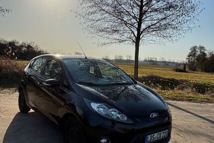 Ford Fiesta 109.000 km 4.700 &euro; Mittenwalde 15749
