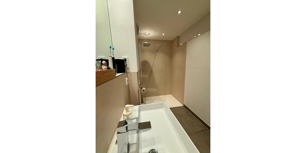 Dachgeschoßwohnung Augsburg Lechhausen - 3 Zimmer, 445.000&euro; | Angebot:23082534