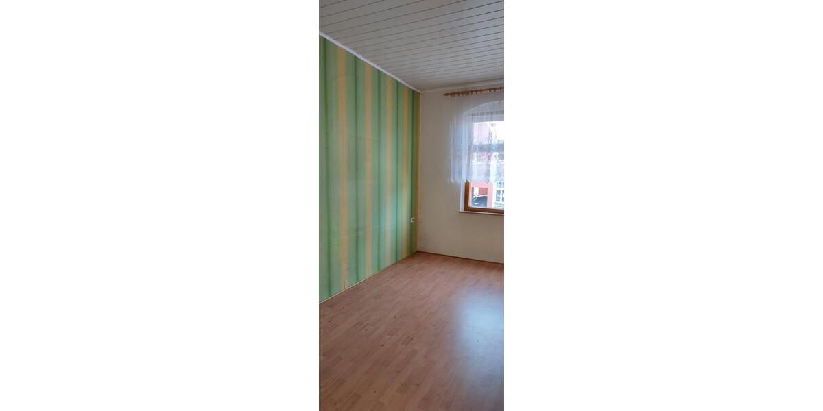 Mehrfamilienhaus, Wohnhaus Kirchberg - 45.000&euro; | Angebot:27449359
