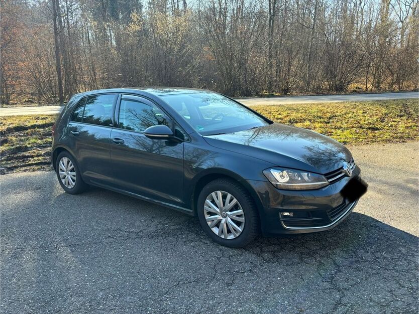 VW Golf 90.000 km 15.750 € Metzingen 72555