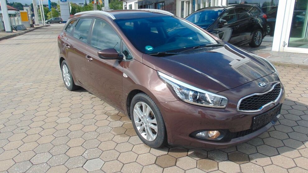 Kia ceed Sportswagon 172.400 km 6.790 € Pegnitz 91257