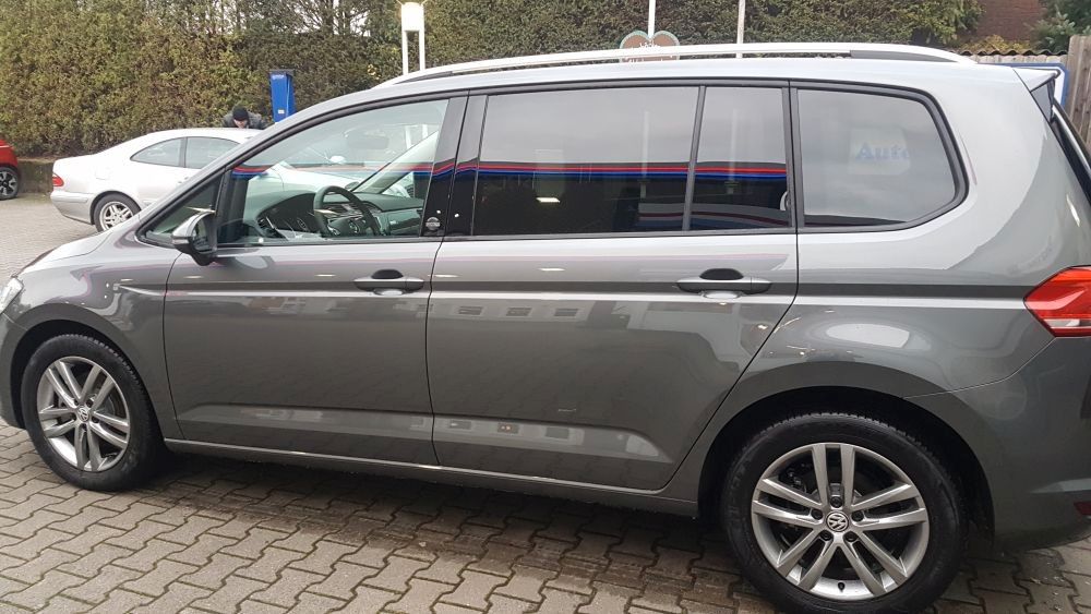 VW Touran 131.000 km 14.300 &euro; Borgholzhausen 33829