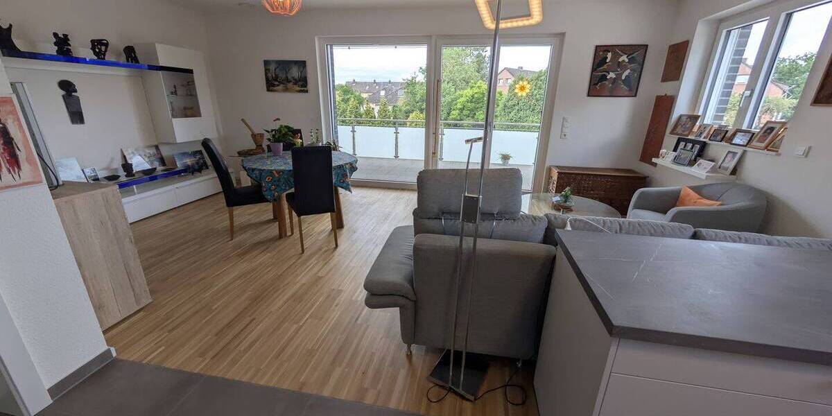 Etagenwohnung Celle Groß Hehlen - 4 Zimmer, 106 m&sup2;, 319.000&euro; | Angebot:25701874