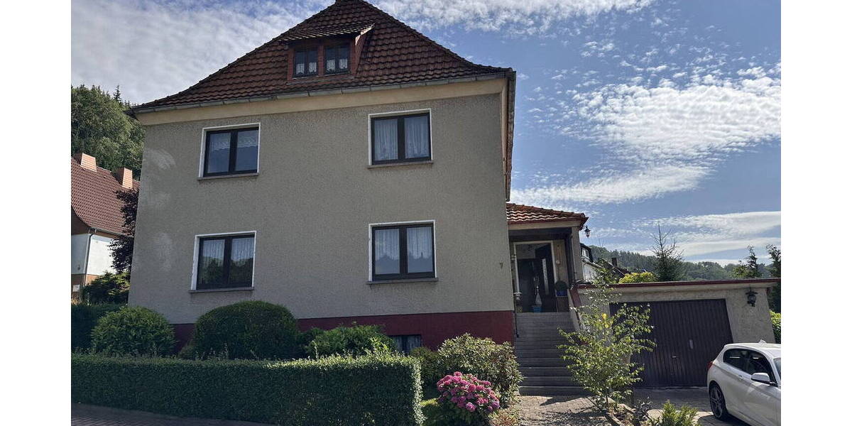 Mehrfamilienhaus, Wohnhaus Heringen Lengers - 8 Zimmer, 148 m&sup2;, 175.000&euro; | Angebot:26037050