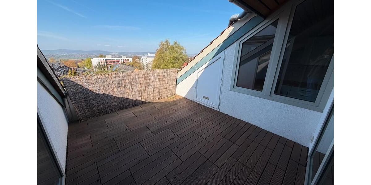 Dachgeschoßwohnung Göttingen Oststadt - 2.5 Zimmer, 74 m&sup2;, 1.140&euro; | Angebot:26357086
