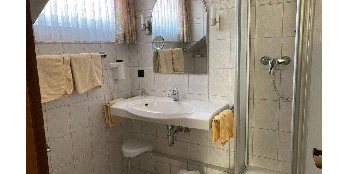 Gewerbeobjekt Lügde Elbrinxen - 3 Zimmer, 695.000&euro; | Angebot:25743922