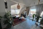 Dachgeschoßwohnung Griesheim - 3 Zimmer, 89 m&sup2;, 1.350&euro; | Angebot:26395162