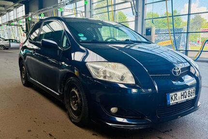 Toyota Auris 253.710 km 2.350 &euro; Krefeld 47803