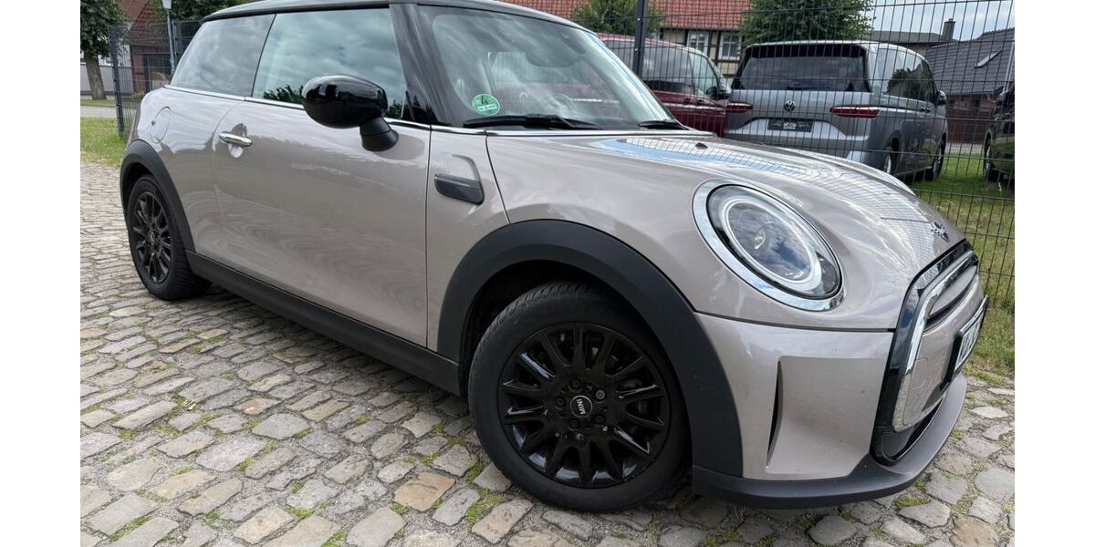 Mini Cooper 22.000 km 22.800 &euro; Gardelegen 39649