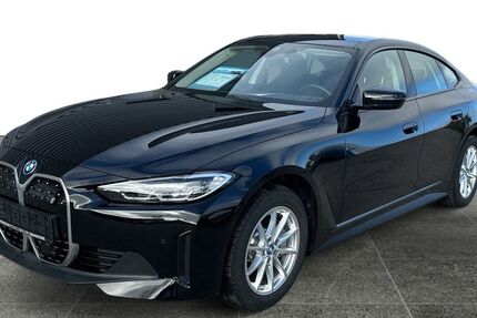 BMW i4 32.893 km 33.770 &euro; Mühldorf am Inn 84453
