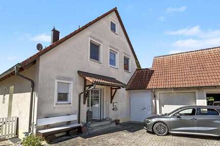 Haus Herrieden - 8 Zimmer, 204 m&sup2;, 410.000&euro; | Angebot:26852352