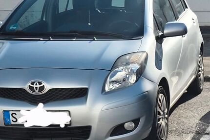 Toyota Yaris 148.563 km 3.500 &euro; Stuttgart 70599