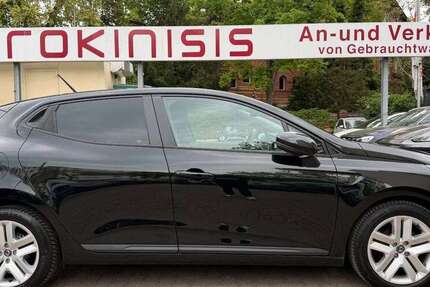 Renault Clio 46.000 km 12.500 &euro; Berlin 10787