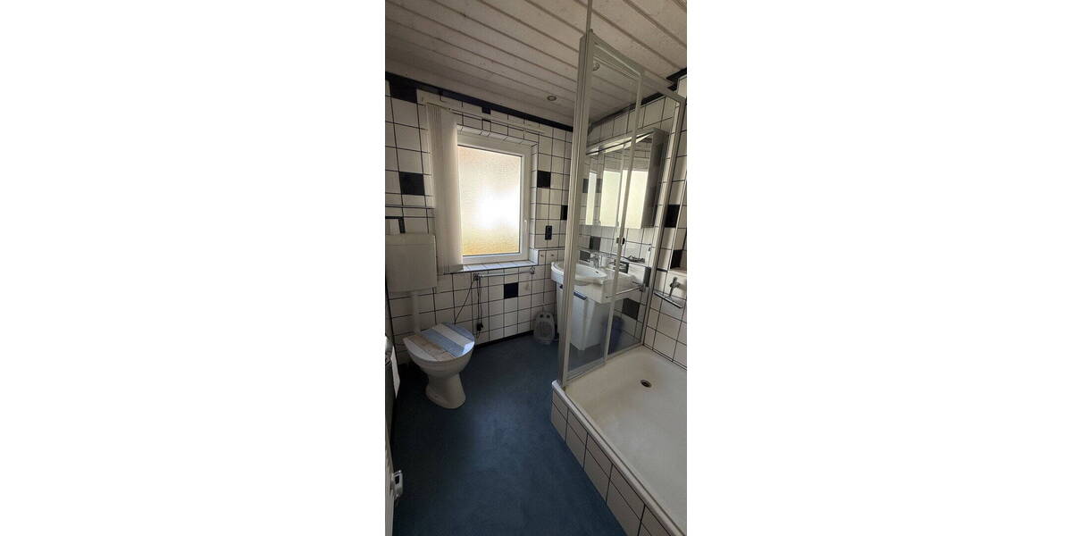 Doppelhaushälfte Albstadt Ebingen - 8 Zimmer, 185 m&sup2;, 399.000&euro; | Angebot:26777511