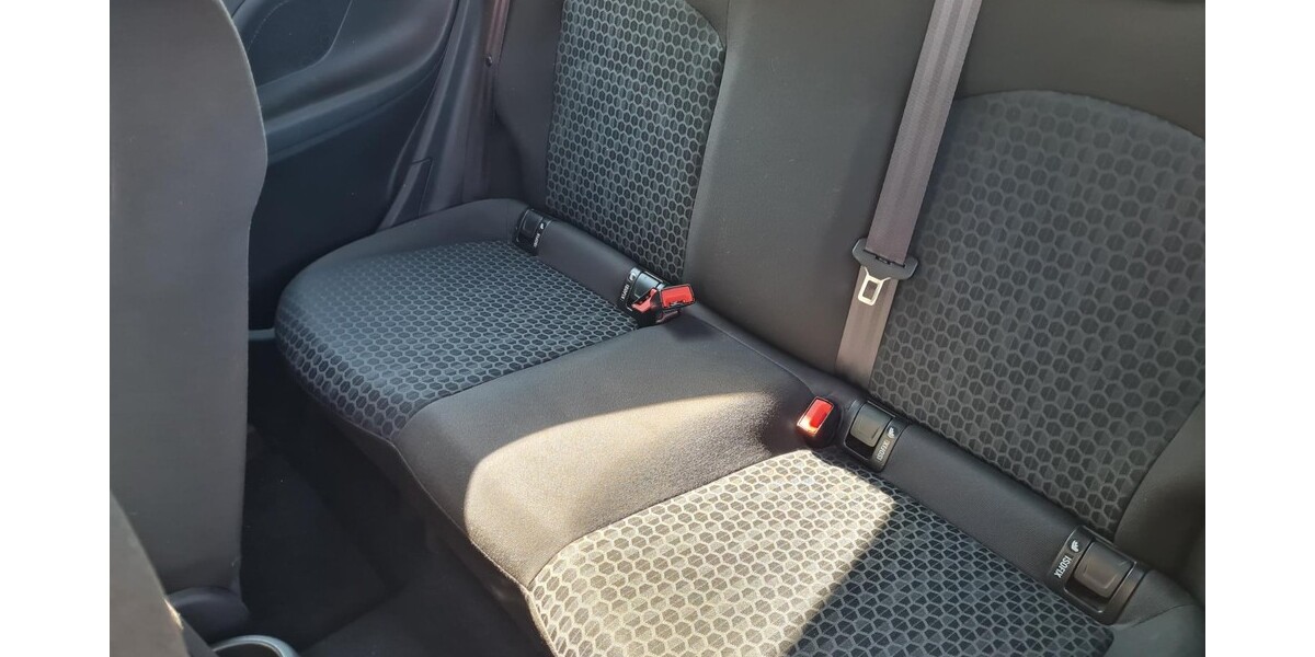 Opel Corsa E 100.660 km 4.900 &euro; Hambach 65582