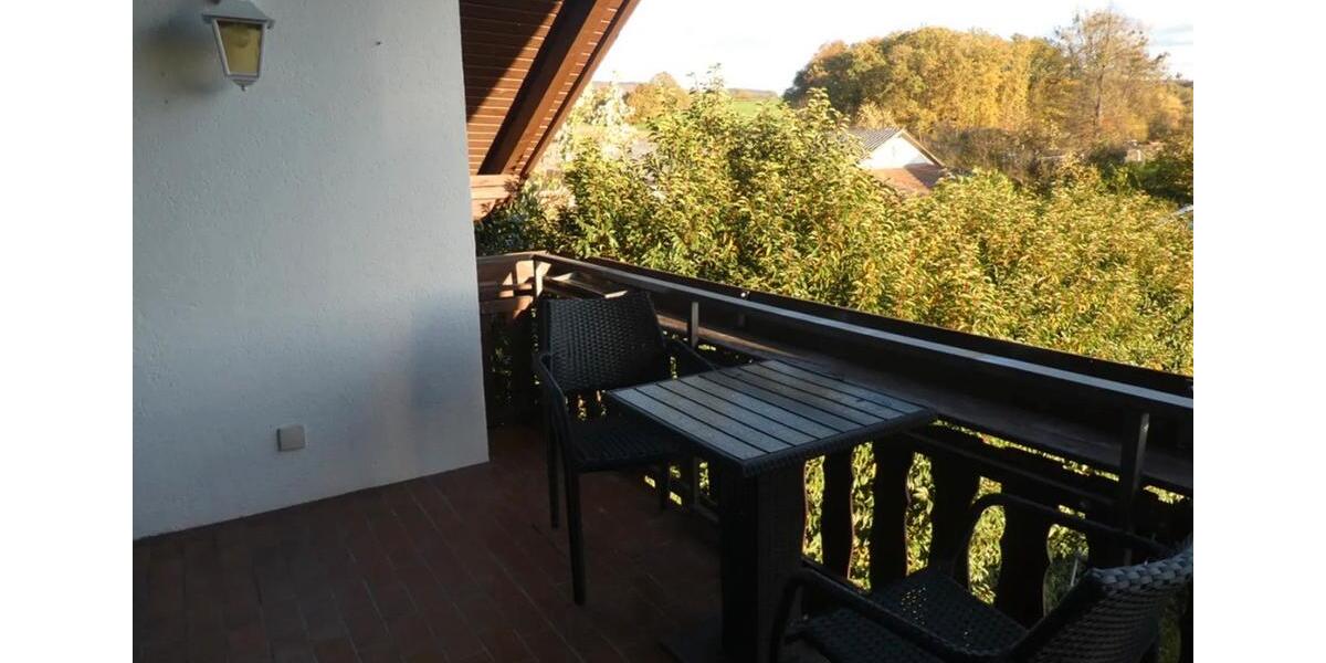 Dachgeschoßwohnung Mörlenbach - 4 Zimmer, 106 m&sup2;, 229.000&euro; | Angebot:26337330