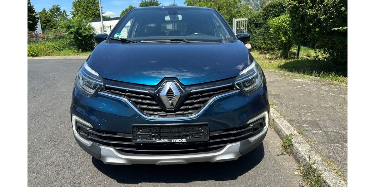 Renault Captur 105.313 km 7.900 &euro; Düsseldorf 40231