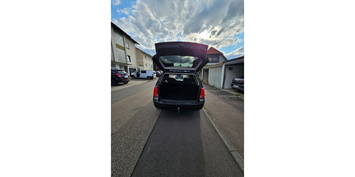 VW Golf 329.068 km 1.700 &euro; Freudenstadt 72250