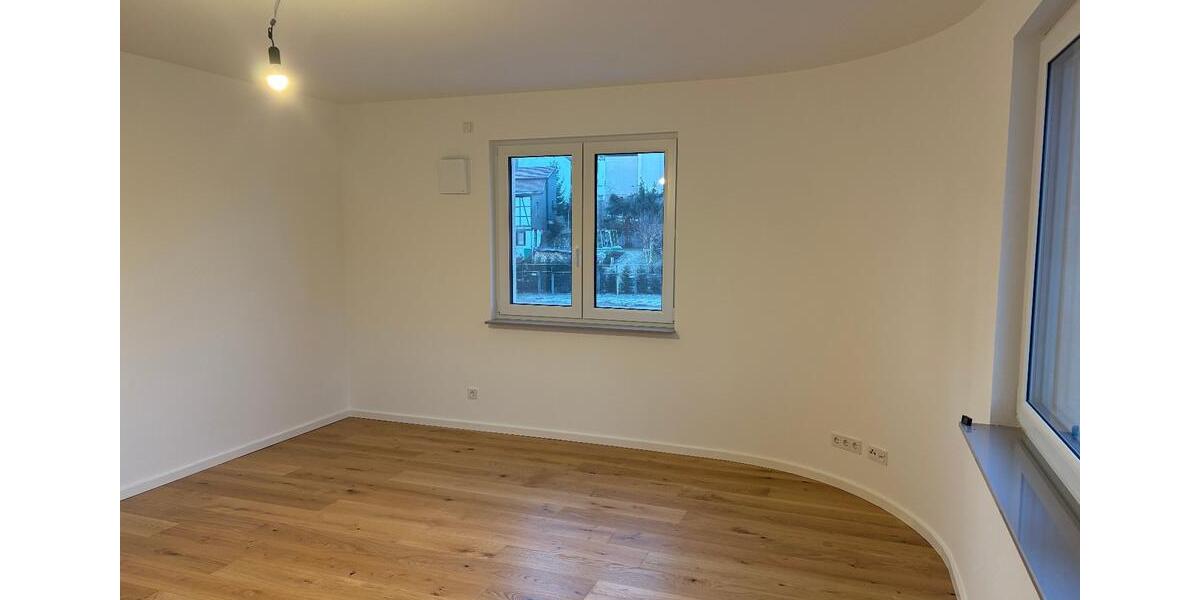 Etagenwohnung Bad Salzungen - 3.5 Zimmer, 127 m&sup2;, 1.397&euro; | Angebot:25350366