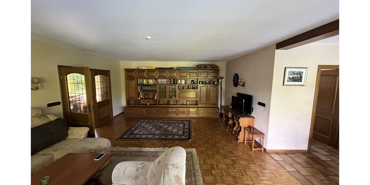 Idyllisches Mehrfamilien- Mehrgenerationenhaus - Mehrfamilienhaus, Wohnhaus Hüllhorst | Angebot:16568286