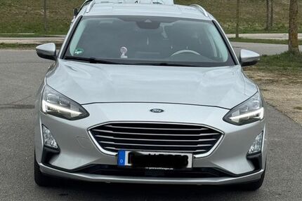 Ford Focus 43.000 km 15.000 &euro; Regensburg 93053