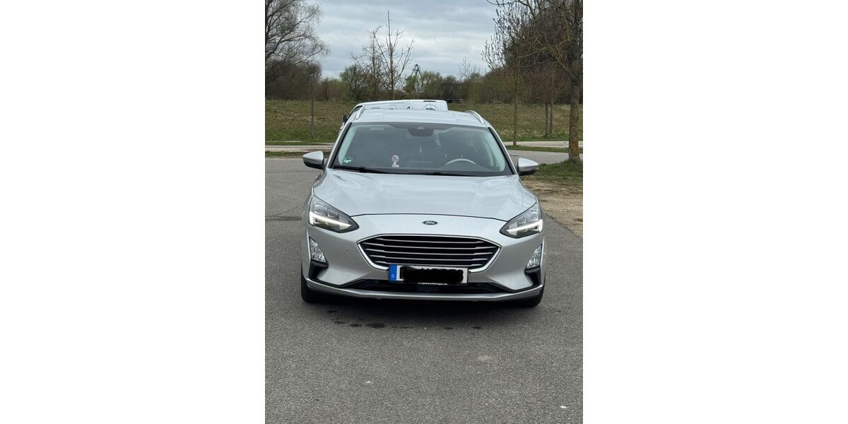 Ford Focus 43.000 km 15.000 &euro; Regensburg 93053
