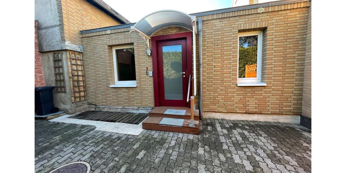 Erstbezug: 2-Zi-Einliegerwohnung mit Garage in Bobitz 2 zimmer