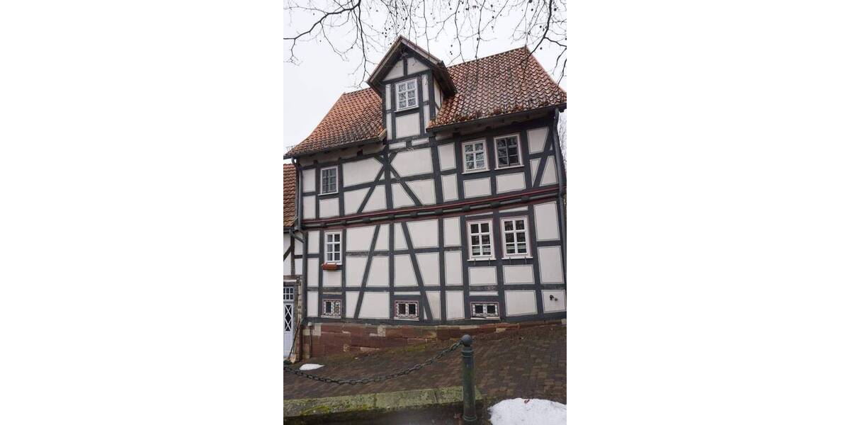 Einfamilienhaus Gudensberg - 5 Zimmer, 112 m&sup2;, 149.000&euro; | Angebot:26902952