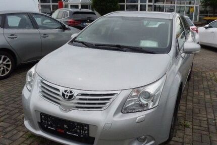 Toyota Avensis 101.513 km 7.500 &euro; Aschersleben 06449