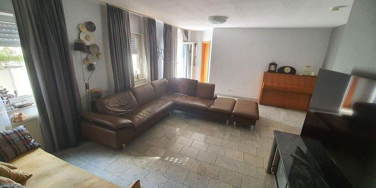 Etagenwohnung Ludwigshafen Friesenheim/Nord - 5 Zimmer, 135 m&sup2;, 469.000&euro; | Angebot:25879229
