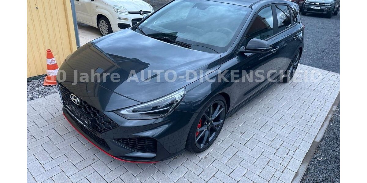 Hyundai i30 16.600 km 29.949 &euro; Hachenburg 57627