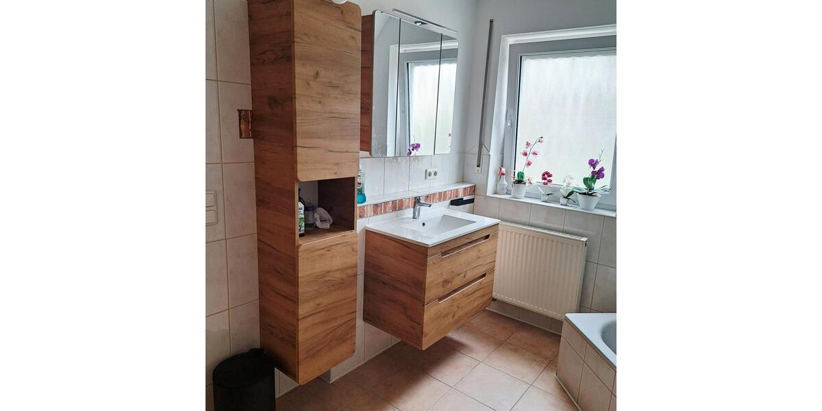 Einfamilienhaus Gunzenhausen - 5 Zimmer, 135 m&sup2;, 1.500&euro; | Angebot:26317362