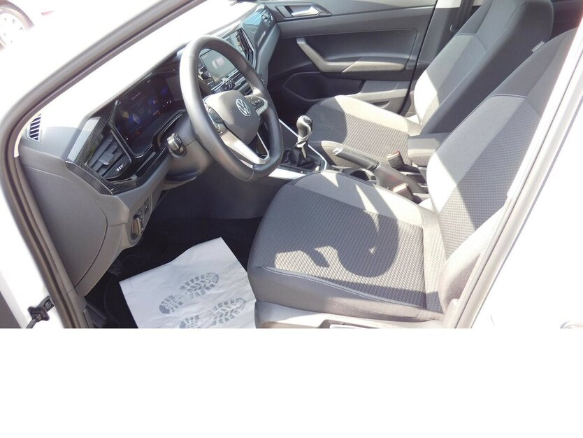 VW Polo 1.0 Life MPI BMT 4Trg Klima Navi LED 11.400 km 15.990 € Vordorf 38533