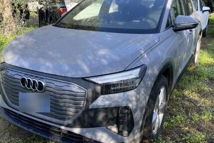 Audi Q4 e-tron 17.190 km 32.440 &euro; Wackersdorf 92442