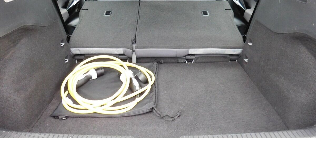 VW ID.3 Pure Performance Elektrik 1-Gang Navi 30.900 km 17.990 &euro; Vordorf 38533