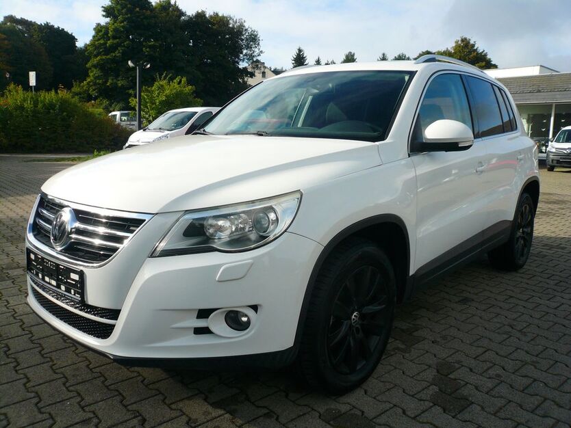 VW Tiguan 209.700 km 7.990 € Schneeberg 08289