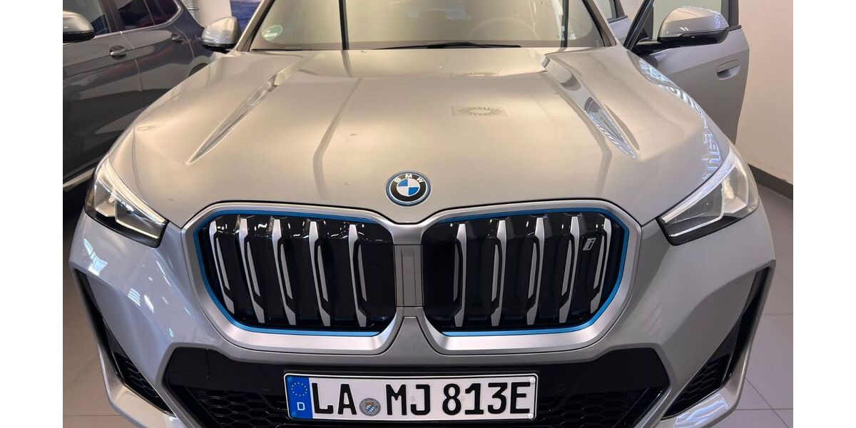 BMW iX1 40.000 km 37.290 &euro; Rottenburg an der Laaber 84056