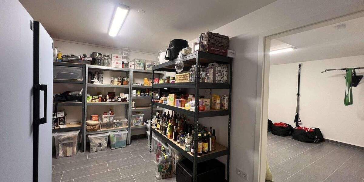 Einfamilienhaus Langenfeld Reusrath - 4 Zimmer, 155 m&sup2;, 2.150&euro; | Angebot:24775626