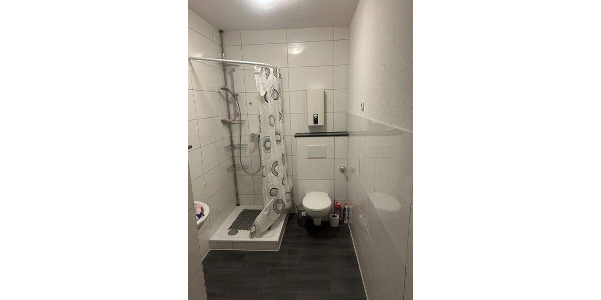 Etagenwohnung Oberhausen Stadtmitte - 2 Zimmer, 63 m&sup2;, 495&euro; | Angebot:25095397