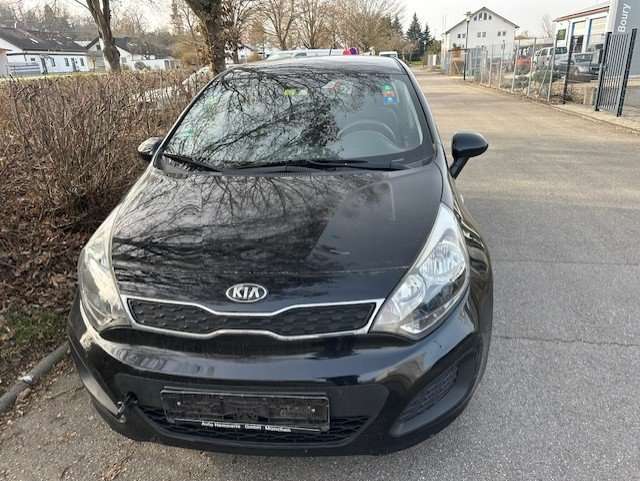 Kia Rio 166.000 km 1.400 &euro; Oberstadion 89613