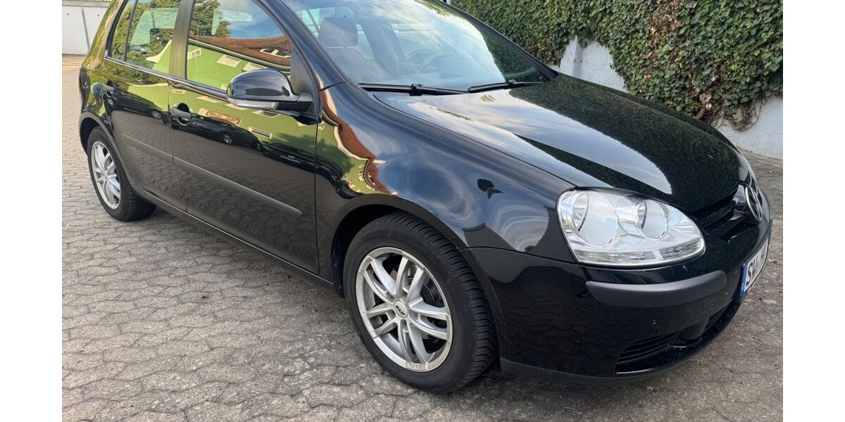 VW Golf 191.500 km 2.890 &euro; Schweinfurt 97422