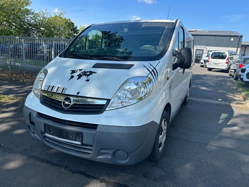 Opel Vivaro 173.000 km 6.000 € Kassel 34123