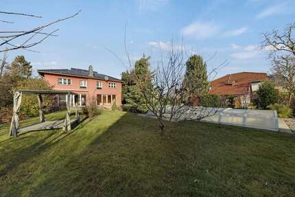 Haus Leipzig Nord - 6 Zimmer, 266 m&sup2;, 895.000&euro; | Angebot:25082042