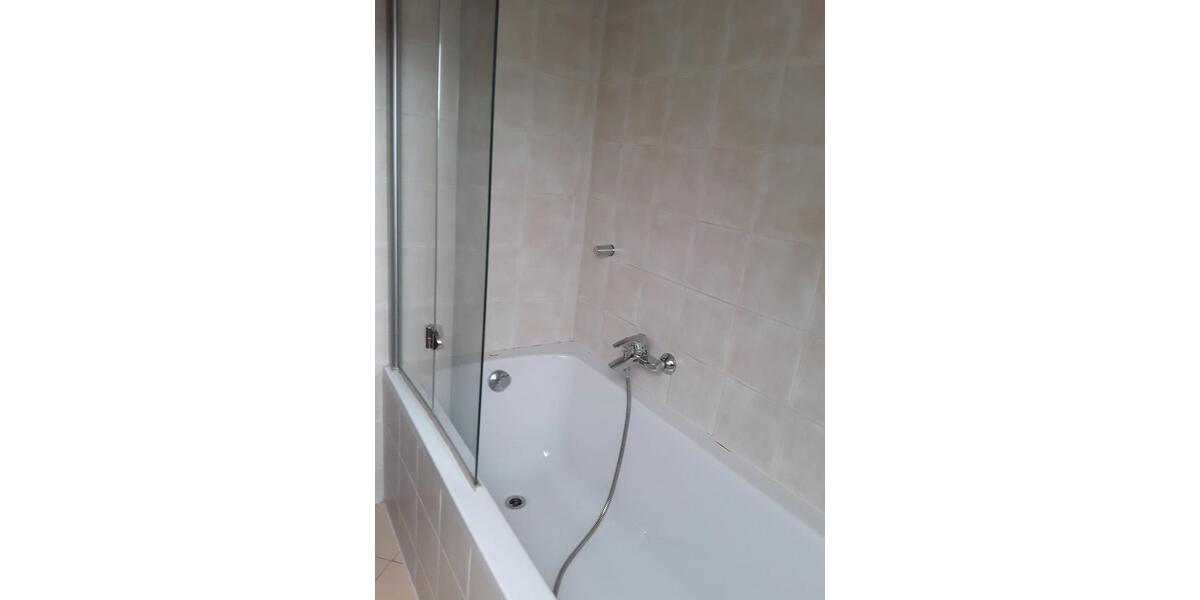 Dachgeschoßwohnung Roding - 3 Zimmer, 85 m&sup2;, 800&euro; | Angebot:26416490