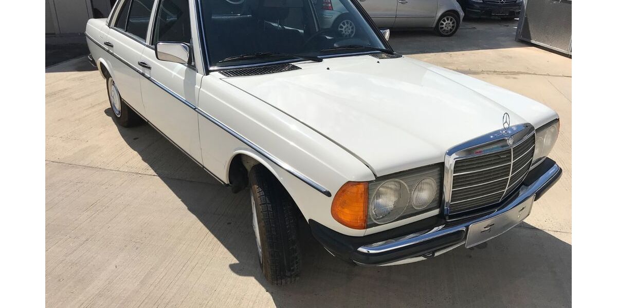 Mercedes-Benz 200 137.000 km 8.500 &euro; Gundheim 67599