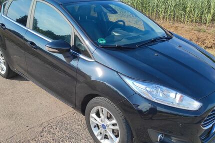 Ford Fiesta 125.000 km 8.200 &euro; Ansbach 91522
