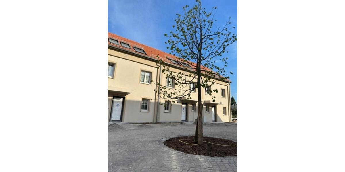 Reihenendhaus in wunderschönem Dreiseithof 4 zimmer