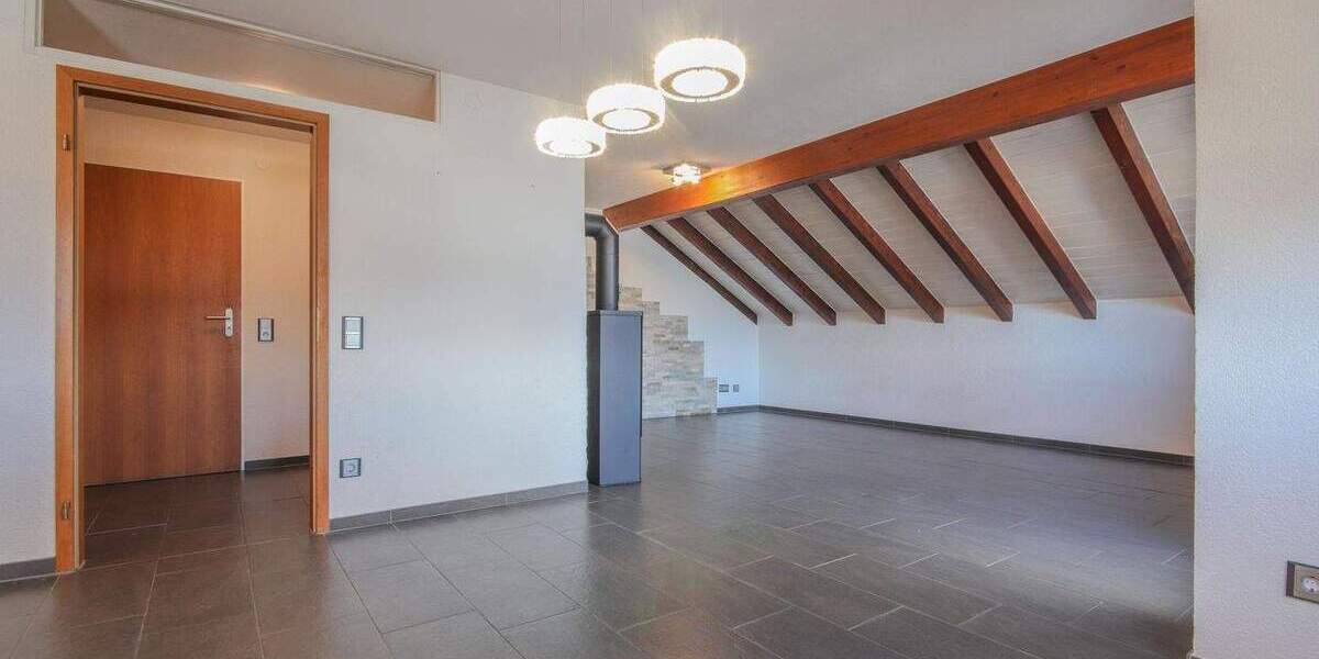 Etagenwohnung Lauchringen Unterlauchringen - 4 Zimmer, 97 m&sup2;, 310.000&euro; | Angebot:25741797