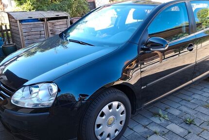 VW Golf 218.871 km 3.850 € Olching 82140