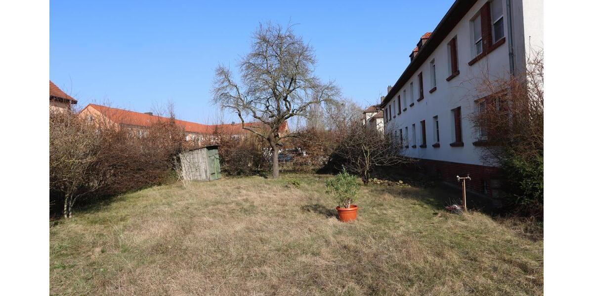 Exclusive 6 Zimmer Direktorenwohnung über 2 Ebenen - Balkon - Gäste WC - Keller - Gartenanteil 6 zimmer